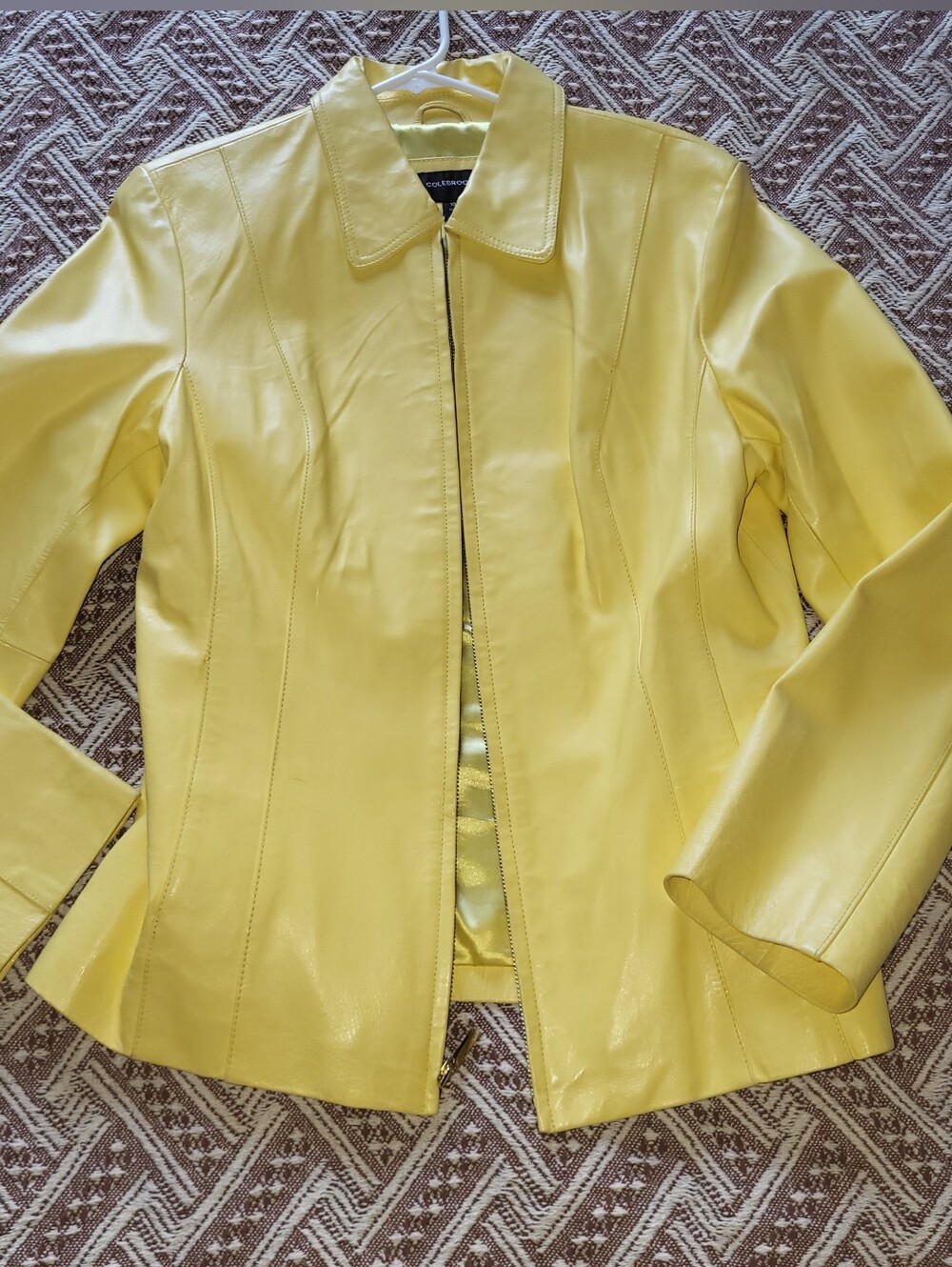 Vintage Colebrook Women's Sz. 10  Leather Yellow Leather Zip Classic Jacket